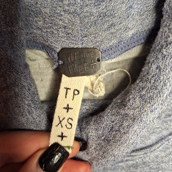 We the free raw edge turtle neck oversized top XS cozy lagenlook sweatshirt - Picture 4 of 5